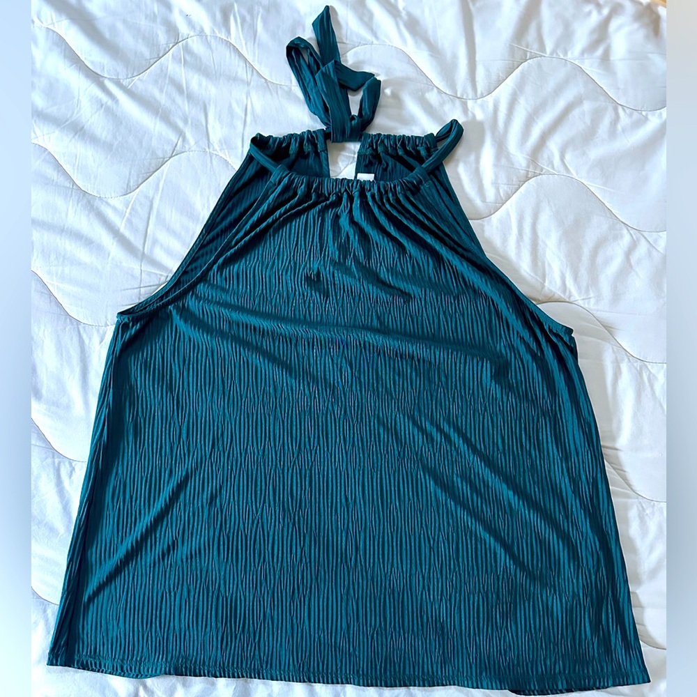 NWOT Gilli teal tie-neck no-wrinkle tank top - size XL